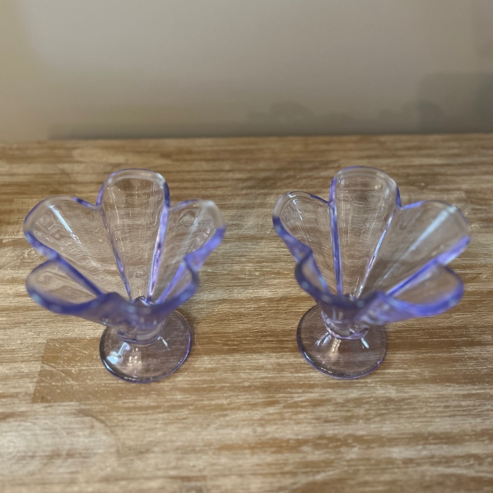 Set of Two Lavendar Flower Glasses - Picture 2 of 3